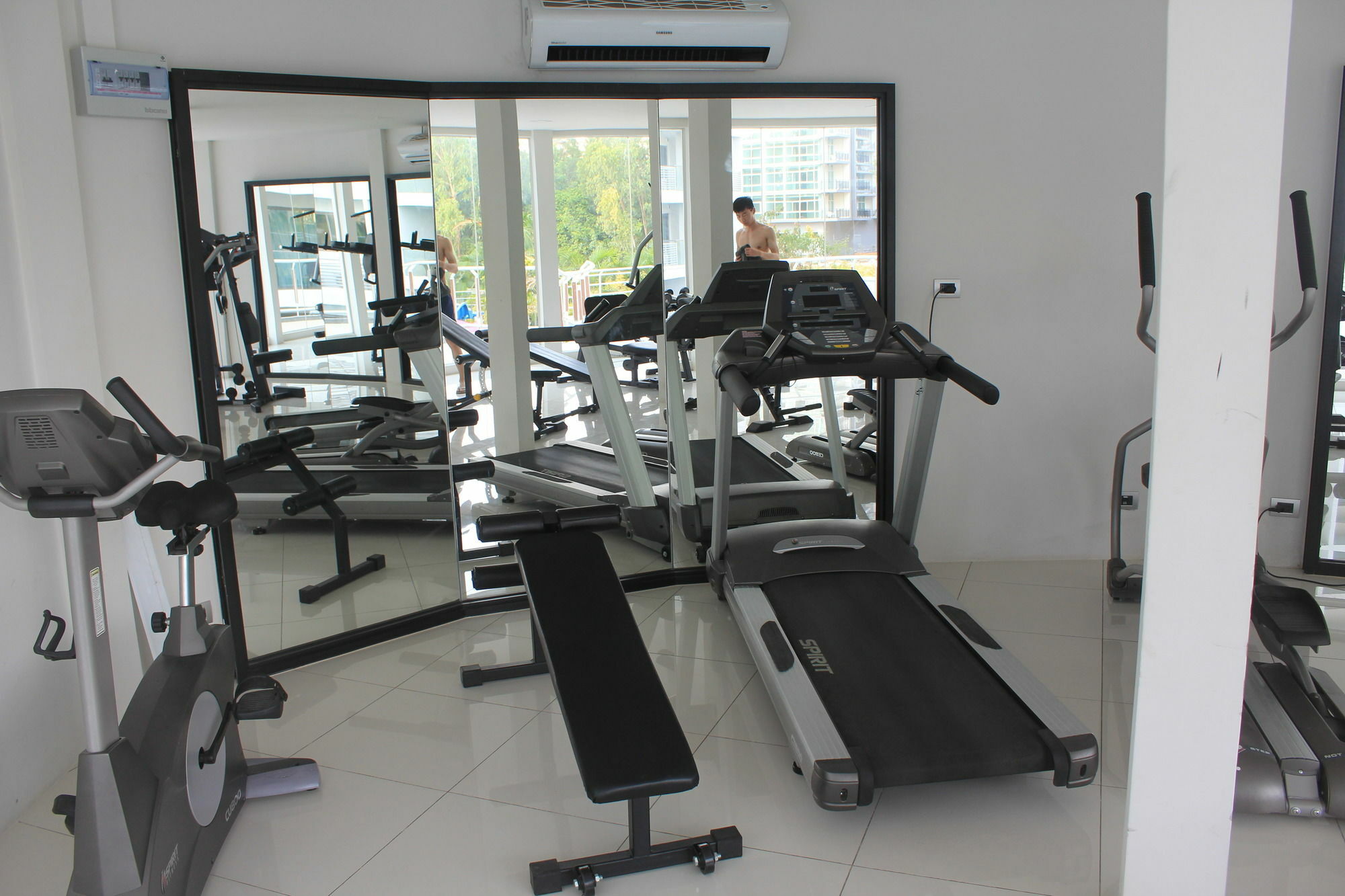 Laguna Beach Resort Джомтиен Бийч Екстериор снимка